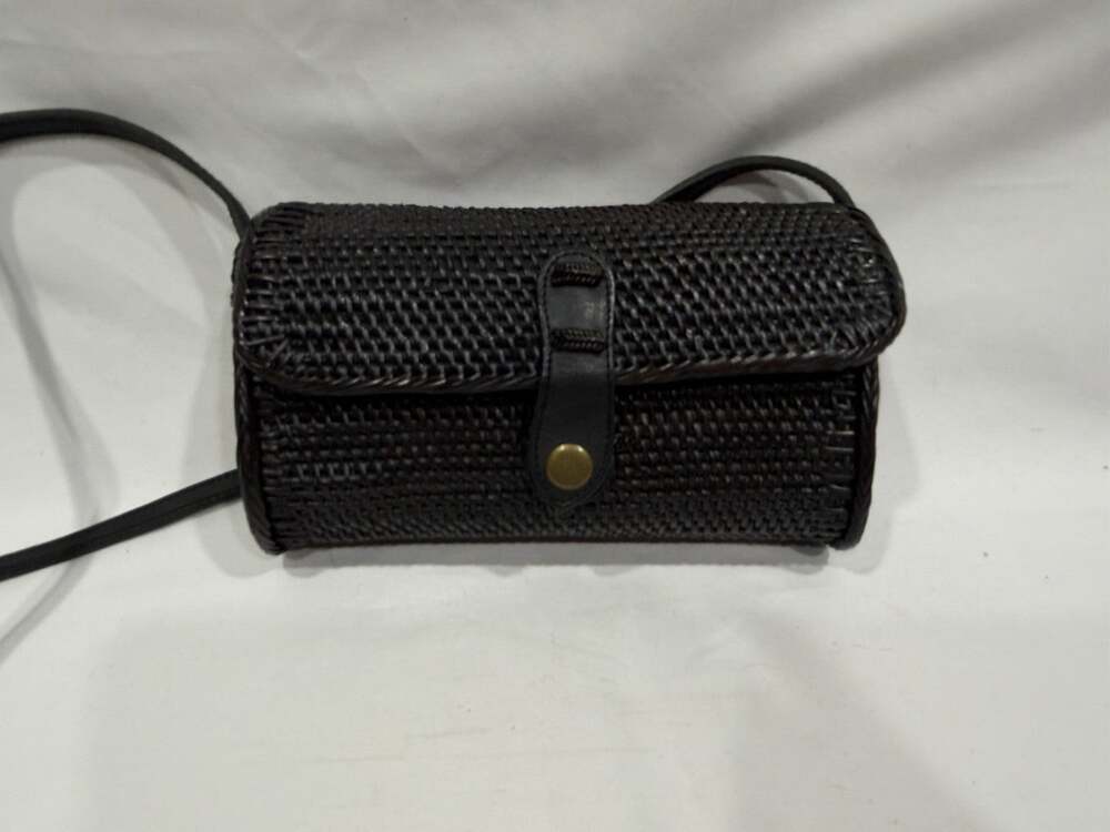 Street Level Black Woven Straw Satchel Lined Crossbody Strap Resort